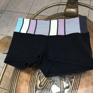 Lululemon Athletic shorts size 6